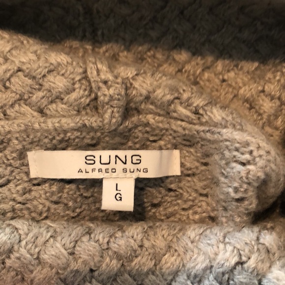 Alfred Sung women’s  Lg sweater - Picture 4 of 5